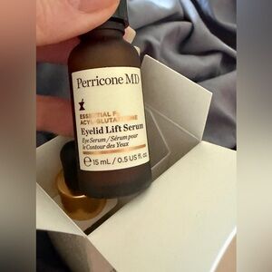 Perricone MD Eyelid Lift Serum – Brown and White Bottle